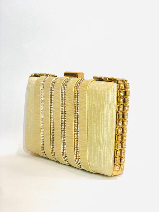 Royale Clutch – Diamond Gold